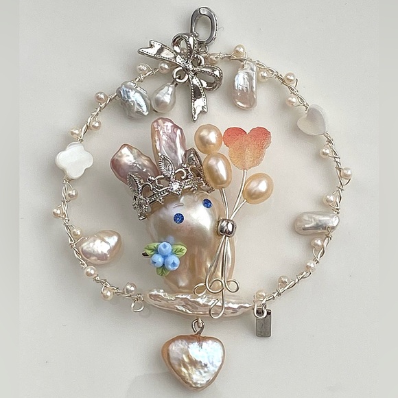 P200-Handmade Premium Flameball Pearl Bunny Detachable Pendant - Picture 13 of 15